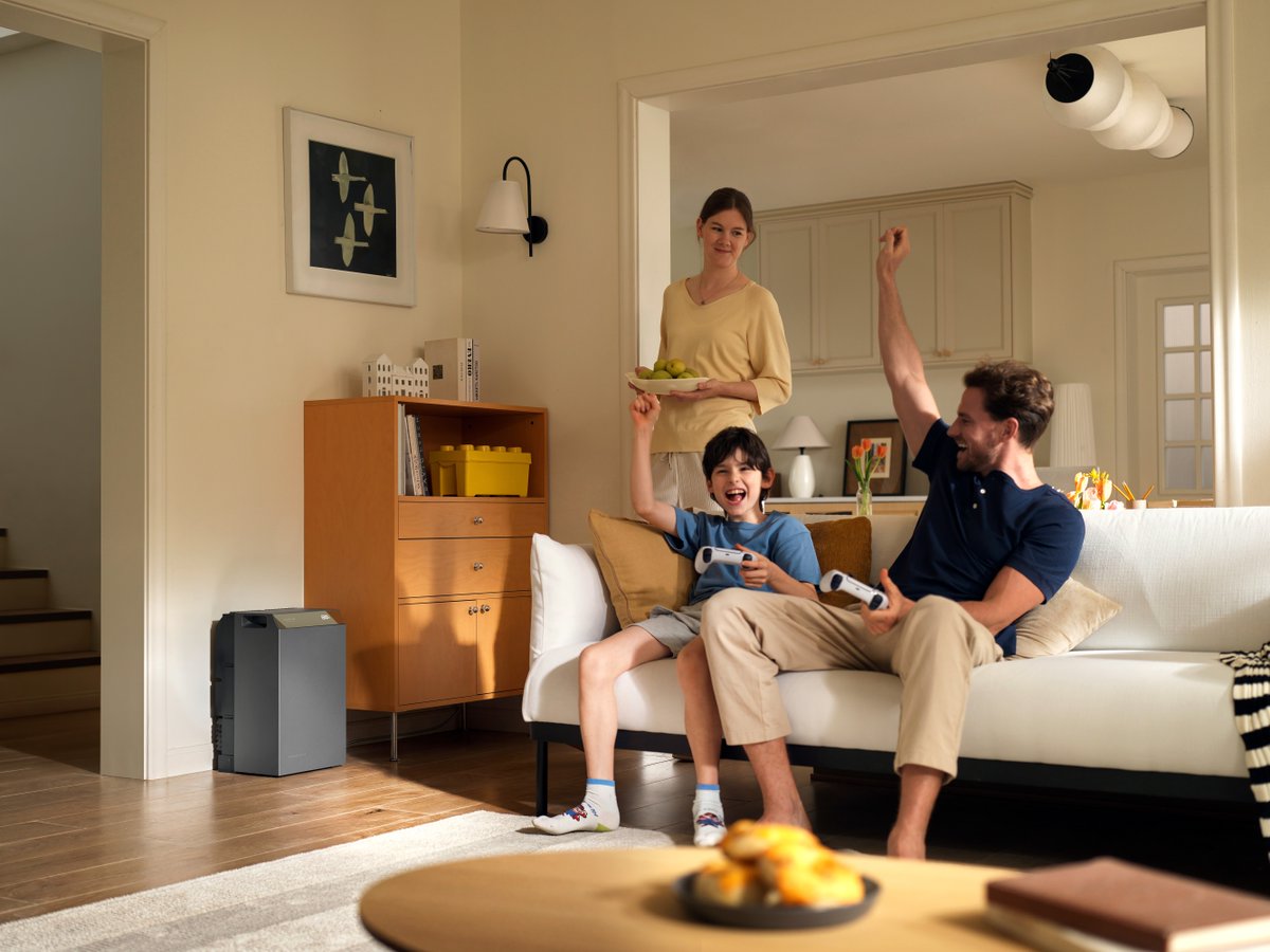 SheffieldStar's tweet photo. This compact home battery, is designed to help UK households store solar power, cut energy costs and boost energy independence
#AD #EcoFlow #EcoFlowSTREAM #HomeBattery #EnergyStorage #SolarPower #SolarEnergy #RenewableEnergy #CleanEnergy #SmartHome
https://t.co/kUaRxZe3Gt https://t.co/HFnDYAbp2S