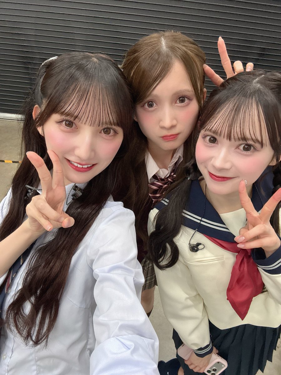 ayamin_112's tweet photo. #AKBサンコンコン 1日目
ありがとうございましたー！！！

パジャマドライブで登場しました🚗🎀🌙

45曲ノンストップも個性たっぷりで
一人一人のことがさらに大好きに😌♡
皆さんと共に、「まだ見たことない景色へ」
これからも歩んで行きたいです💫 https://t.co/hsSirdAeDm