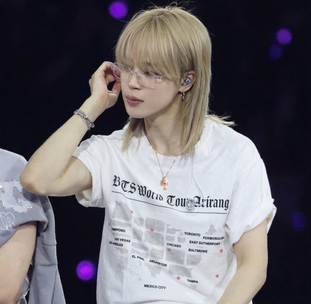 dolliepjm_13's tweet photo. #still thinking about bangs Jimin.. https://t.co/eCkXqAoyQb