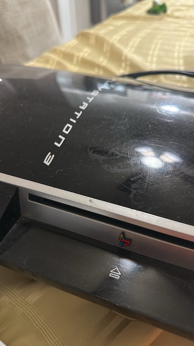 NobsPlaystation's tweet photo. Its time to retire my PS3 from the TV cabinet, thank you for everything! MGS4,NCAAF &amp; NCAA Basketball were the 3 games that kept me coming to you, now 2 of those are out of Jail. https://t.co/DFwBAPTFxx