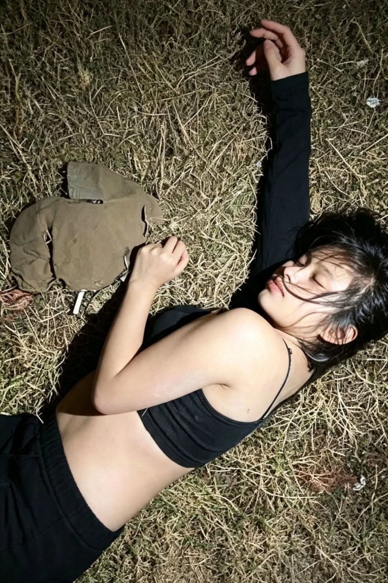 rociomag3's tweet photo. 🚨 URGENTE: ALGUIEN DEBE ESTAR BUSCÁNDOLA 🚨
APÓYA A COMPARTIR, POR FAVOR alguien puede buscarla SIN SABER DÓNDE ESTÁ SU HIJA joven fue localizada inconsciente sobre terracería en CANCÚN  Región 225, cerca de la avenida 20 de Noviembre.

#serviciosocial #Cancún #QuintanaRoo https://t.co/YJABxssNeL
