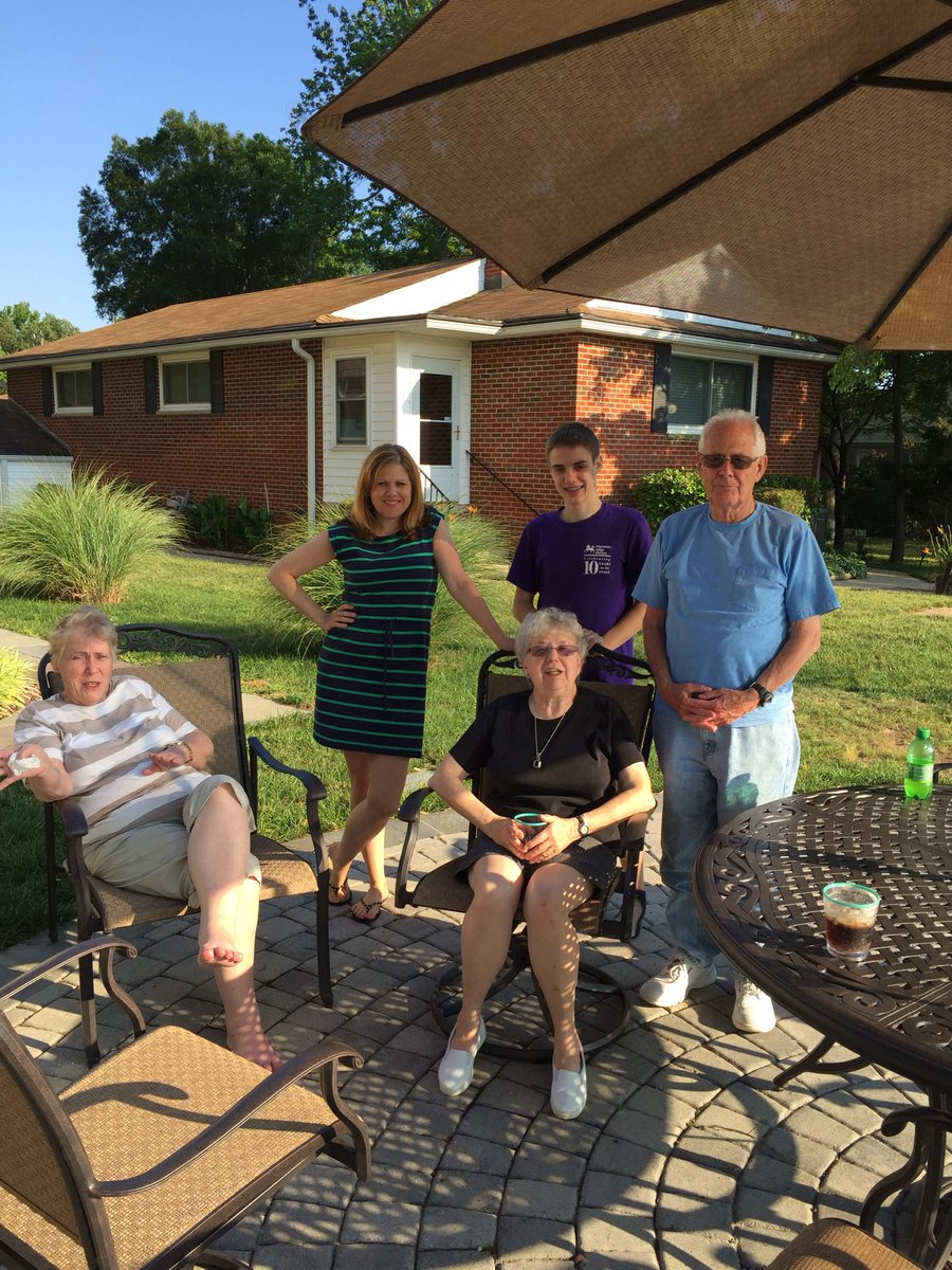 Mikehomeseller's tweet photo. I lost my Dad five years ago and it just doesn’t seem like it was that long ago. Take the time to tell your family and friends that you love them. Make an effort to spend quality time with them.
#missingdad https://t.co/1ImMJigMle
