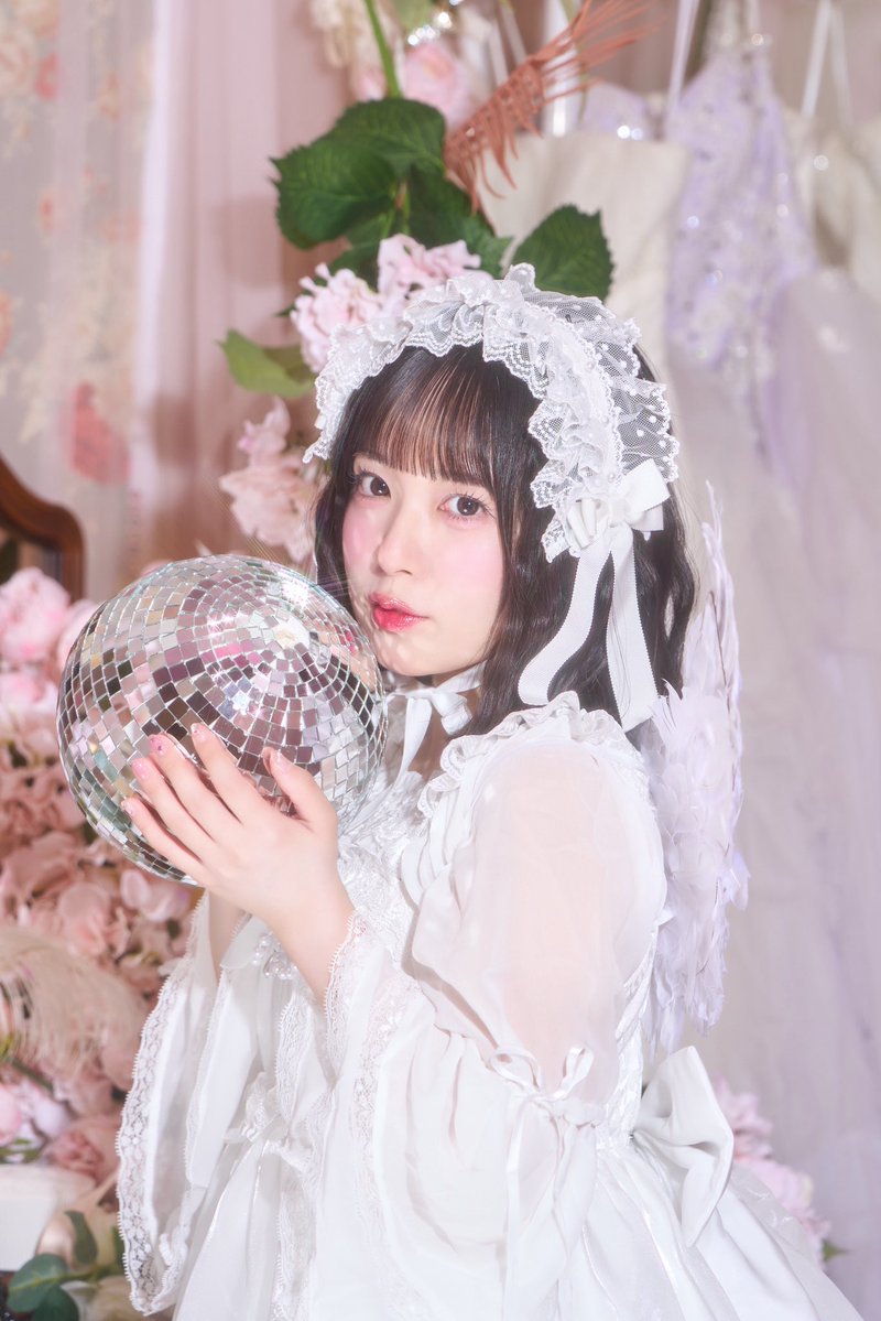 appare_may's tweet photo. おたんじょうびをむかえました👼🏻🪽 https://t.co/icOsHsrstg
