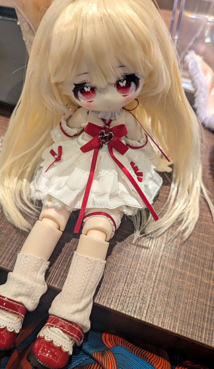 kulieee's tweet photo. ウィッグ(植毛ヘッド？)のヘアカット凄く綺麗にできた　#モフモフおやすみ https://t.co/vtlmqh4WhW