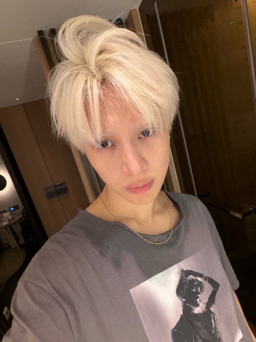 chocho6v6's tweet photo. 💕미소녀뿌리볼륨가르마💕 뭐죠? https://t.co/HB7IGhe7Z7