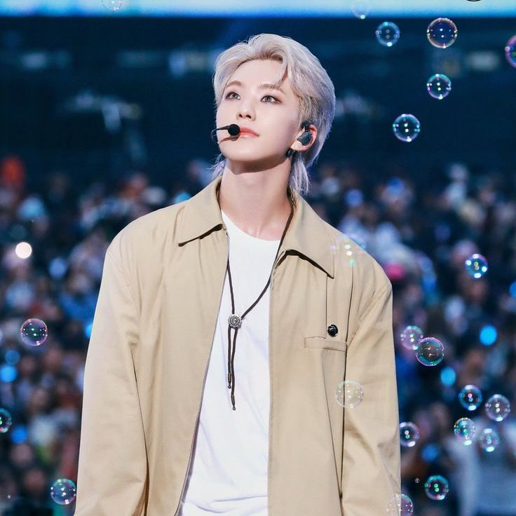 svtserving's tweet photo. 169 days until Hoshi's return from military service. https://t.co/3AITMgpSf0
