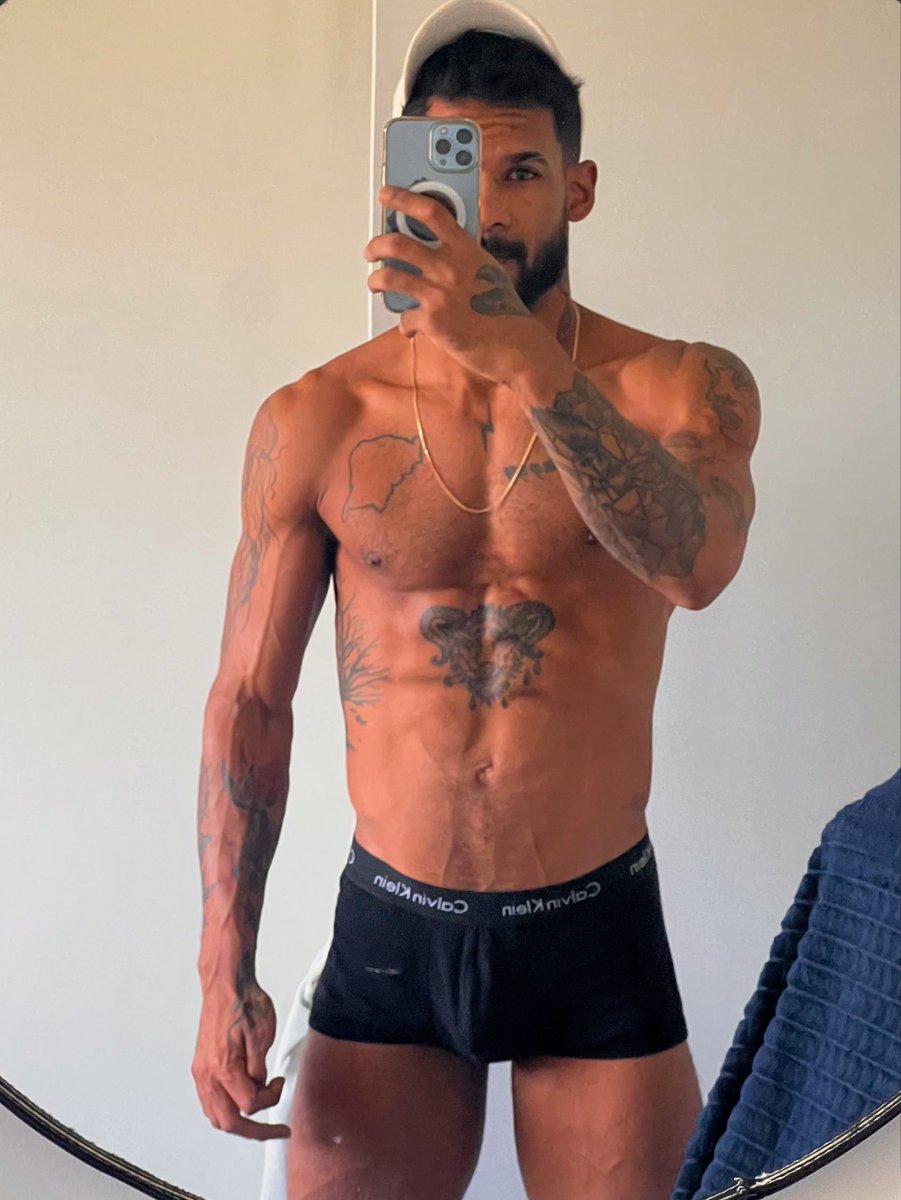 caionriox's tweet photo. i’ve been asked about my favorite underwear. 🌚 https://t.co/cS29iYkMOr