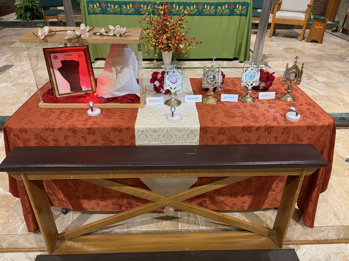 PadrePioInc's tweet photo. Join us today at Saint Rita’s Church in Staton Island. Relic exhibit at 11:00 am with Mass at 4pm. #padrepio https://t.co/muRPoDvOj2