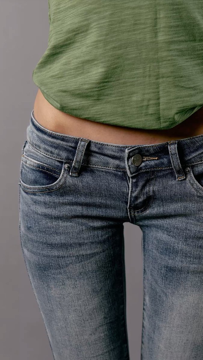 shibuyadollie's tweet photo. Perfect gap #edtwt #thinspo #legspo #wlmotivation https://t.co/QqttT4bCcK