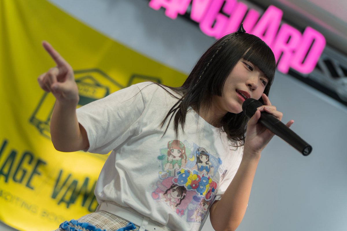 chimu2donmaru's tweet photo. バンドのフロントマンみたいにかっこいい(でもかわいい)
2026.9.26 ヴィレッジヴァンガードさっぽろ東急店 ハピるでいず! リリースイベント BYBBiT 美月りの
#BYBBiT
#美月りの
#りののとなり https://t.co/uicyt6dRv0