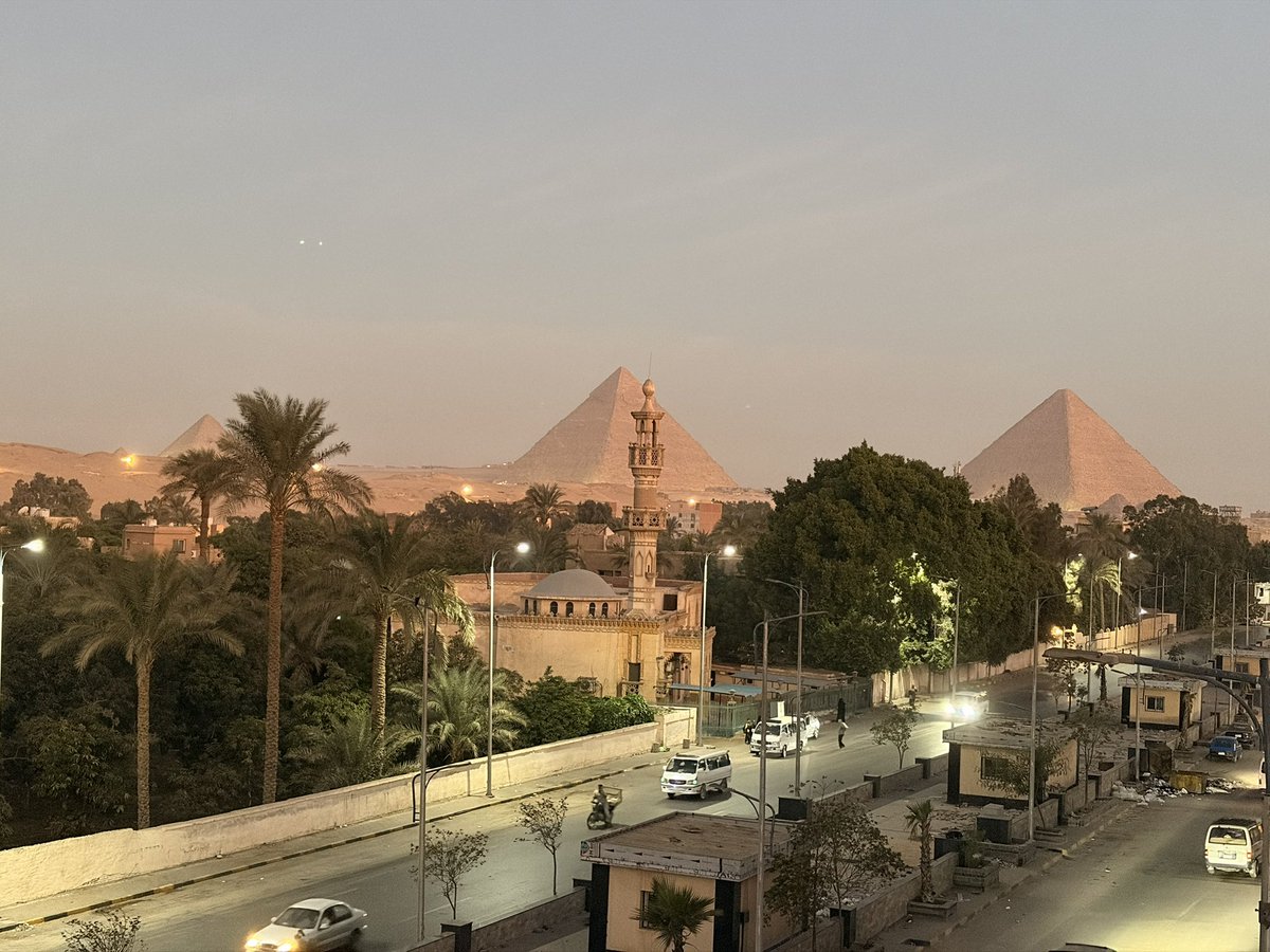 S_3a_98's tweet photo. حاسة اني مش مقدرة كفاية المنظر اللي عندي https://t.co/d9f80xjU1v