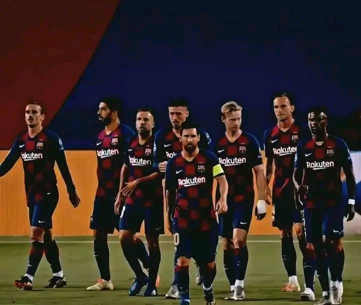 523XERON's tweet photo. Man City’s lawyers walking out of court after winning 1 out of 115 charges. https://t.co/I9RLmEq1vQ