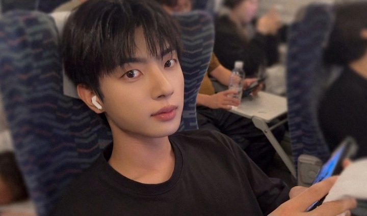ONEWEVOL's tweet photo. 왤케 잘생김... https://t.co/krHPpp47DA