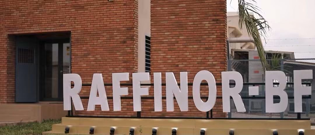 beyondB_DAG's tweet photo. Burkina Faso 🇧🇫: Great news fellow Africans,  Comrade Captain Ibrahim Traoré will inaugurate the first major  gold refinery in Burkina Faso, RAFFINOR-BF, on Monday, September 28, 2026 in Ouagadougou!!

This inauguration marks an important step in the local transformation of gold and the strengthening of Burkina Faso's economic sovereignty. A new advancement that demonstrates the will to value national wealth for the benefit of the Burkinabe people. 

Burkina Faso is growing from strength to Strengthen,  and there is nothing that anyone can do about it.
