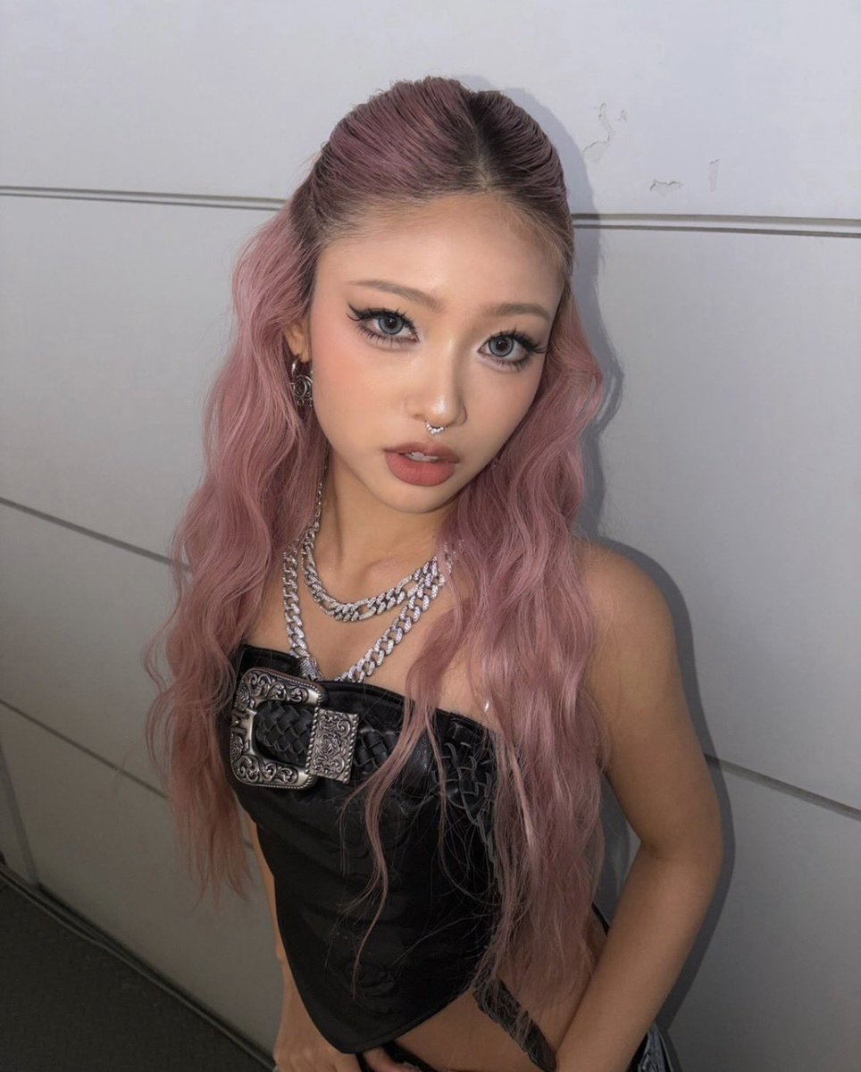3n_soo2's tweet photo. ギャルYURIだーいすきჱ̒> ̫ < https://t.co/pEcinj9UoR
