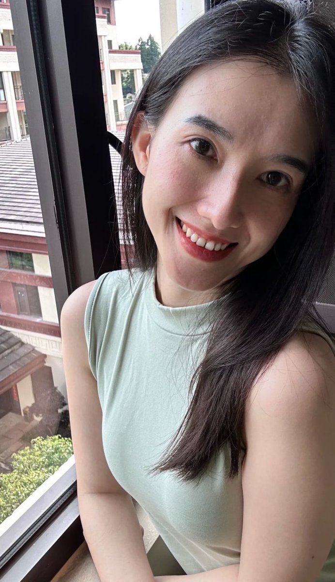 MaryMoore114959's tweet photo. 40歲剛失業的業務員 
無美顏無濾鏡  還有人喜歡嗎 https://t.co/238FlyXkq2