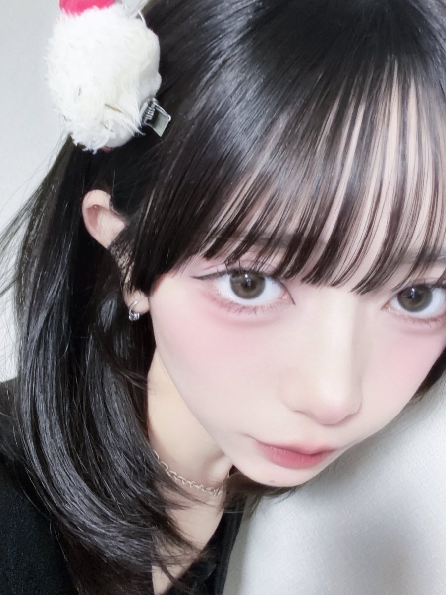 emi_chalca's tweet photo. 実は、ちょっとだけ三白眼 https://t.co/b9kIrclflC