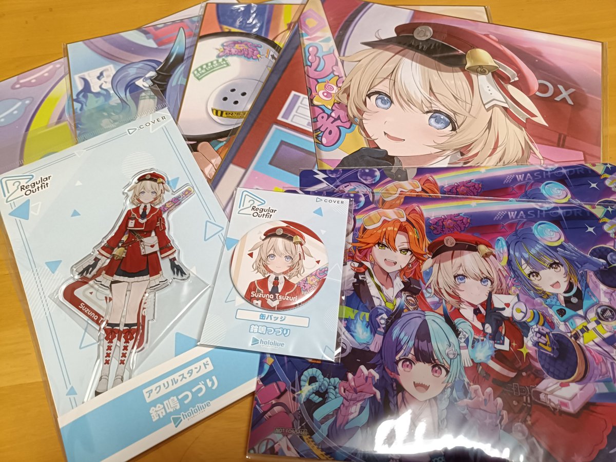 sabataraNT's tweet photo. 今日ホロショ行った成果
expoの色紙に慣れすぎて今回の色紙見た時思ったよりでかくてびびった https://t.co/e0EEgSJeWU