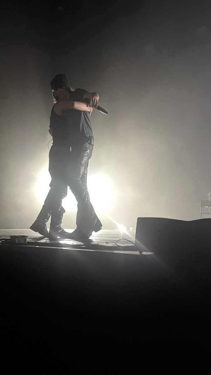 nate_dih's tweet photo. all my pics came out awful except these nate sib u will always be famous (see what i did there) https://t.co/Sj0vx6QmW5