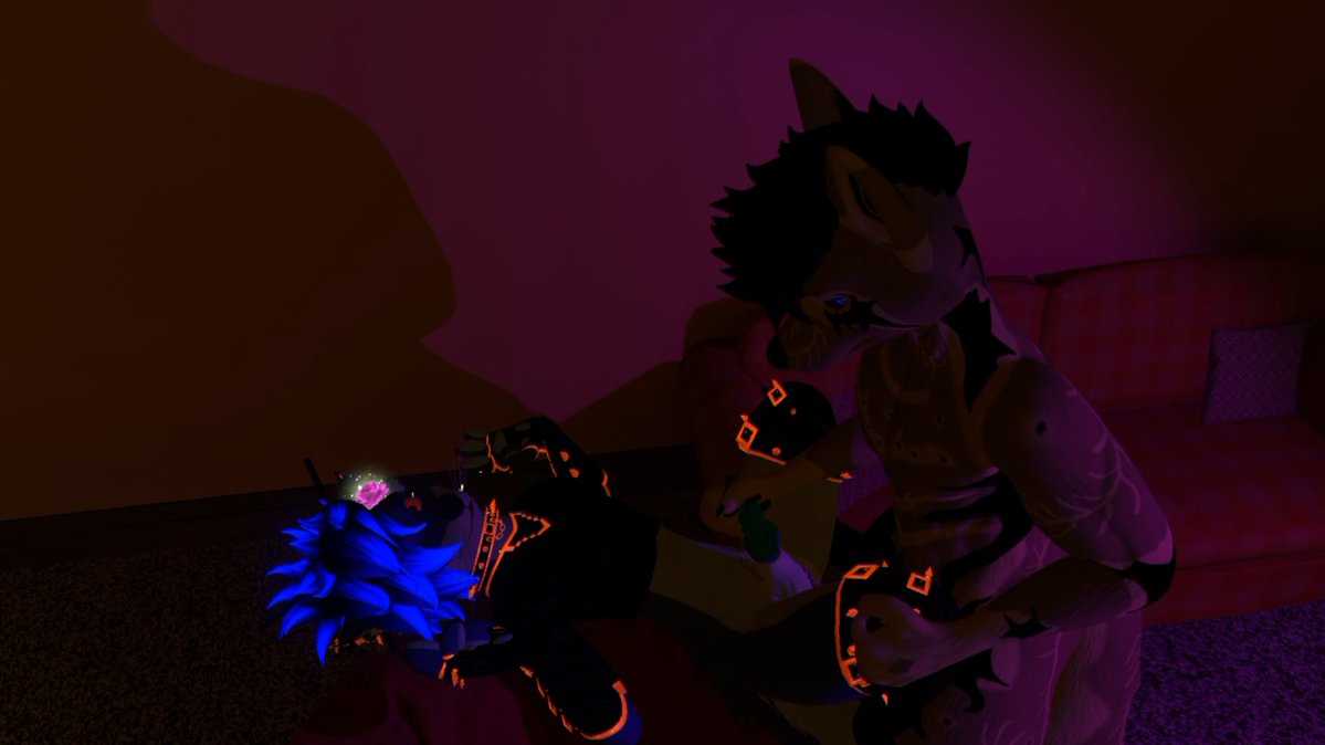 WhtAndCRMDog_AD's tweet photo. Some stills from a video with @JaviDaCuteWolfo https://t.co/2ulkVIvvVK