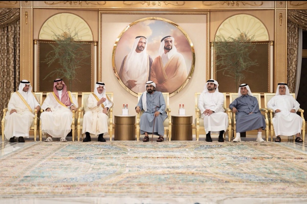 LwihanAl's tweet photo. تشرفت بمرافقة اصحاب السمو الملكي الامير سعود بن نايف بن عبدالعزيز أمير المنطقة الشرقية والأمير تركي بن محمد بن فهد بن عبدالعزيز وزير الدولة عضو مجلس الوزراء والأمير سعود بن طلال بن بدر بن سعود بن عبدالعزيز محافظ الأحساء، في نقل تعازي القيادة الرشيدة حفظها الله  إلى صاحب السمو الشيخ محمد بن راشد ال مكتوم  نائب رئيس الدولة رئيس مجلس الوزراء  حاكم دبي في وفاة شقيقه الشيخ أحمد بن راشد ال مكتوم (رحمه الله) .