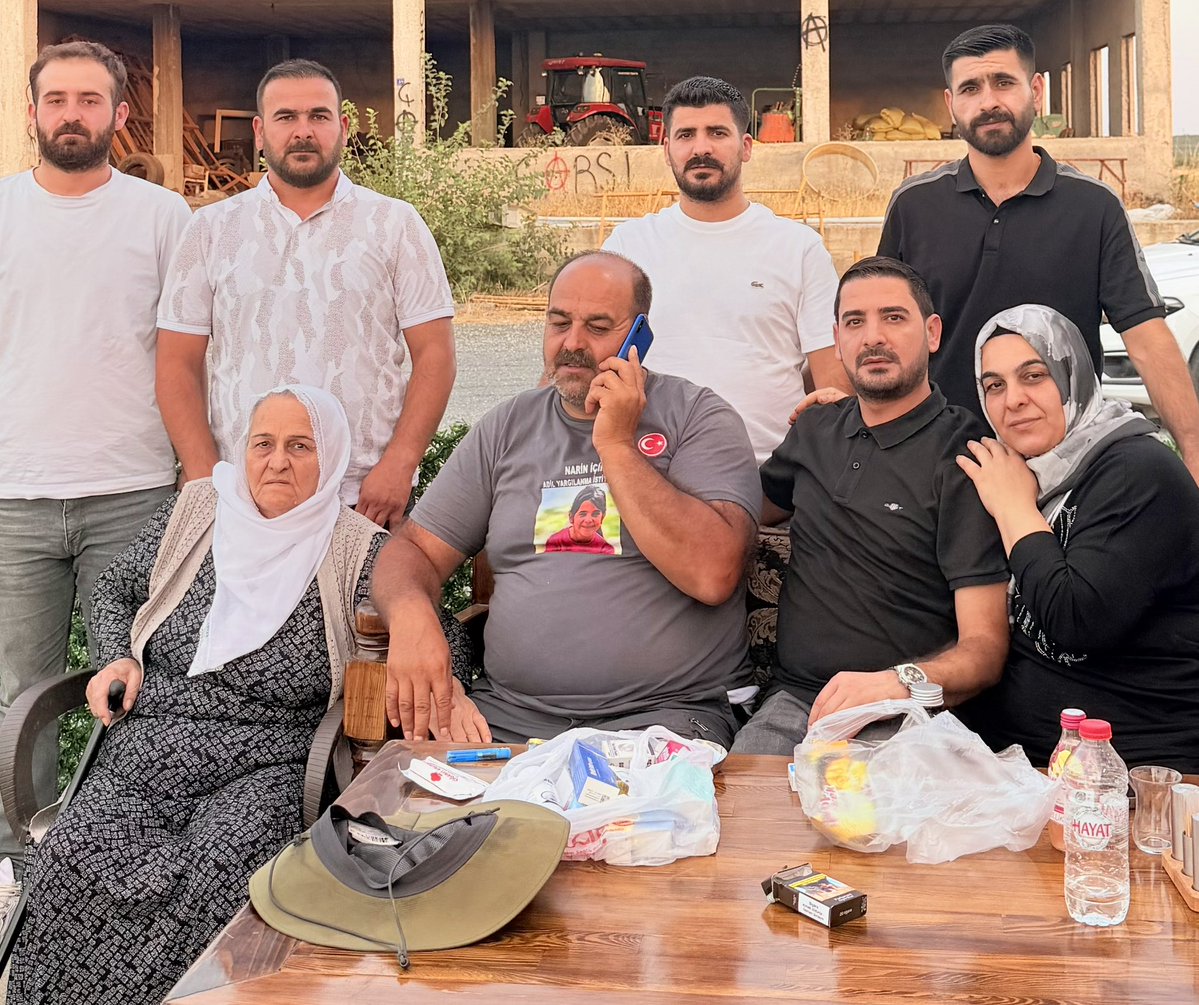 omerguran2134's tweet photo. “AİLE HER ŞEYDİR.” cümlesini en iyi anladığımız günlerden geçiyoruz.

Çıktığın yol önce Narin’imizin adaleti, sonra ailemizin onuru içindir Ağabeyim.

Şartlar ne olursa olsun yanındayız.
Sonu ölüm olsa, peşindeyiz. https://t.co/nHowmamFKg