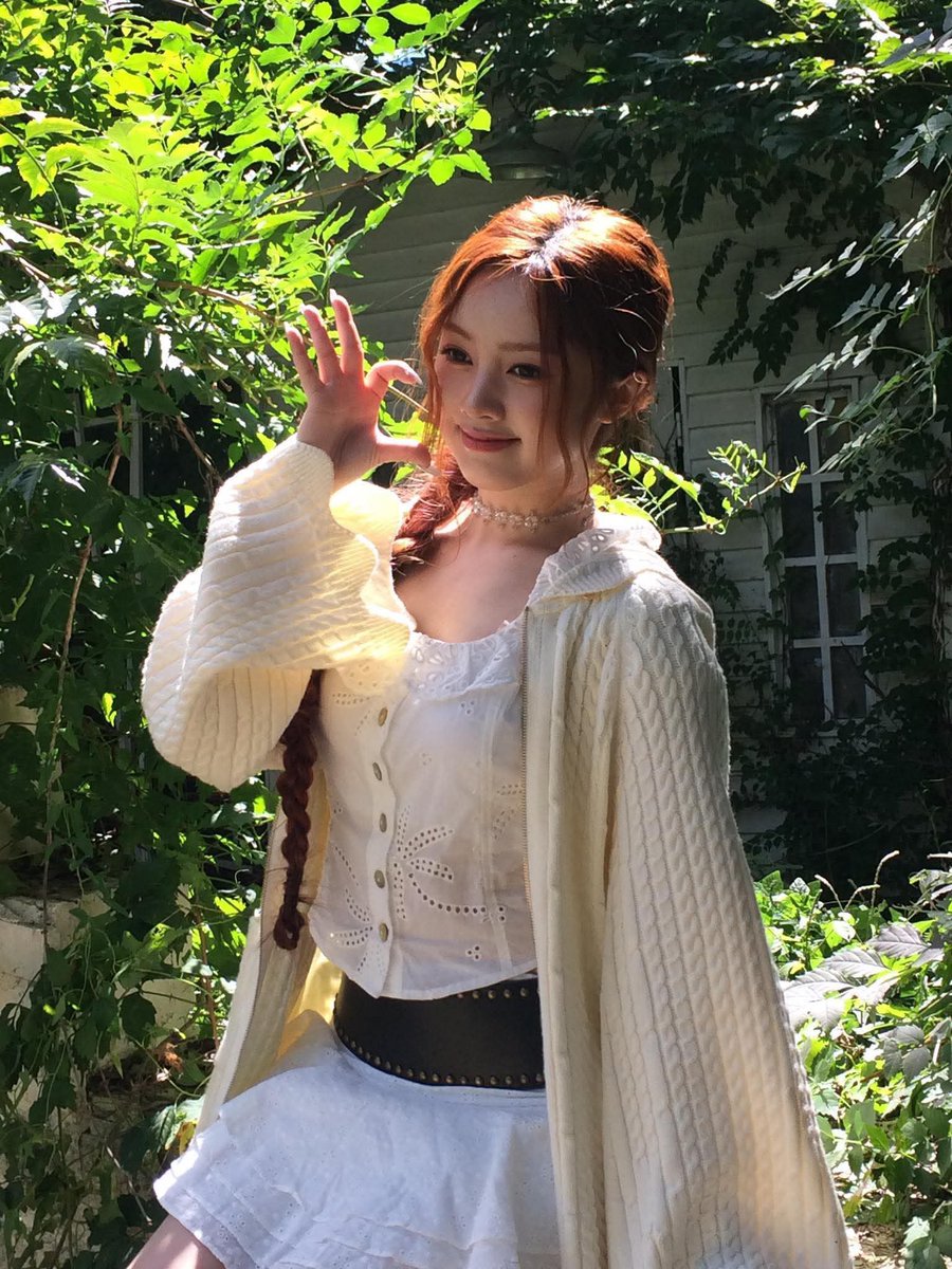 elysianfortress's tweet photo. [💜] ELISIA Weverse Update! 🔔
(2026.09.26)

🐰🥟: Happily, EverAfter~🤍✨
…I love you, so much

#UNIS #유니스
#ELISIA #엘리시아

🪽: More Elisia photos are waiting on Weverse! 📸✨ Please like, comment, and follow UNIS 💖

🔗https://t.co/IPR6IQmftL https://t.co/gAfYxsmMFq