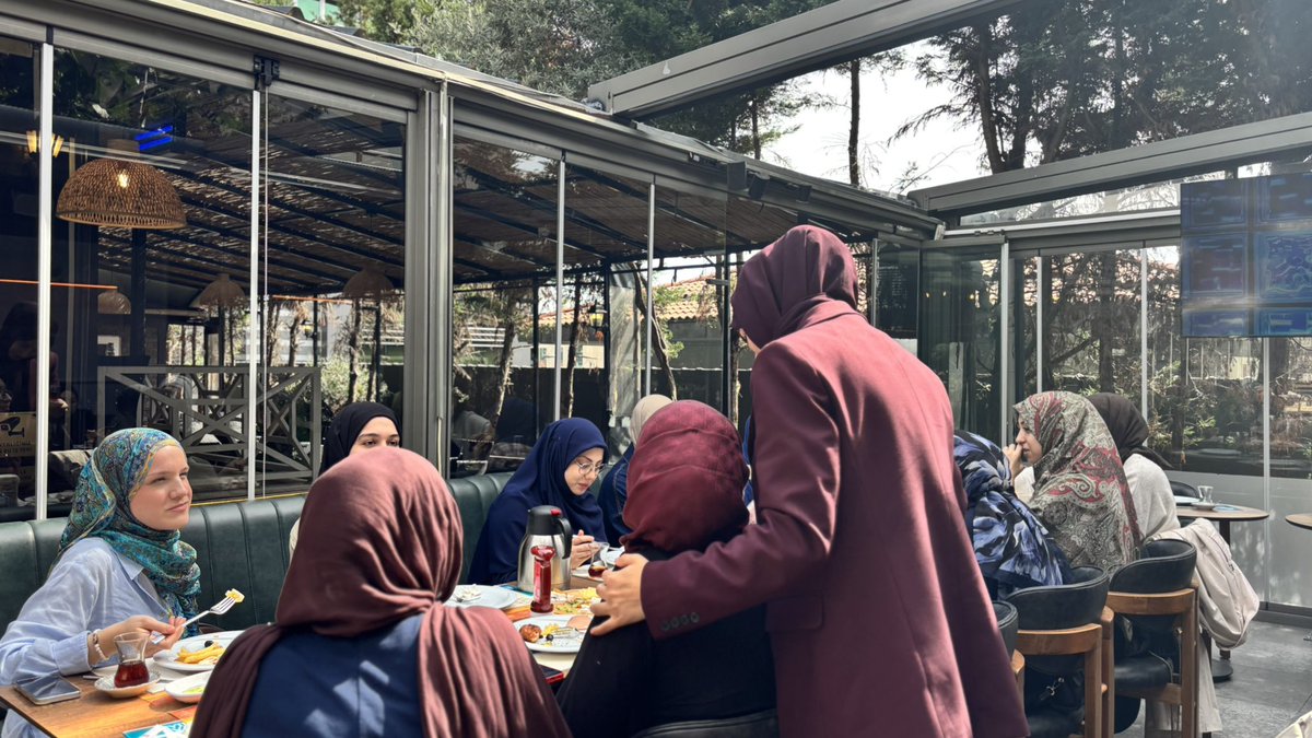 tugvaistuni's tweet photo. Gücünü birlikteliğinden alan büyük bir ekip. 💫

TÜGVA İstanbul Üniversiteler Koordinatörlüğü olarak Divan Kahvaltımızda bir araya geldik.

Yeni dönemin hedeflerini, heyecanını ve gayretini paylaşırken; muhabbetimizi, kardeşliğimizi ve teşkilat ruhumuzu da pekiştirdik. 🫂🤍 https://t.co/miq111UK7s