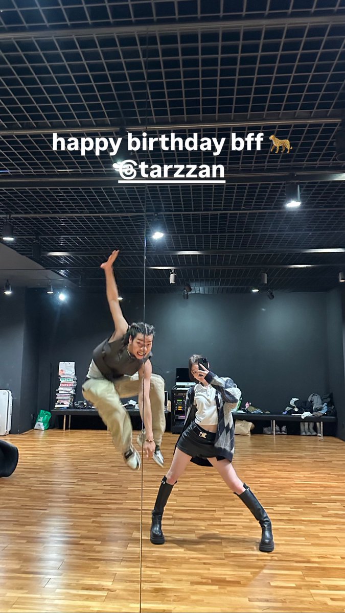 alldayproj's tweet photo. Annie Instagram update for Tarzzan birthday

“happy birthday bff”

“It was 3 years ago, but you look so young.”

“Why is this the only normal photo I have?” 

“You’re the only 24-year-old who drinks milk on an airplane. Grow really tall. I thank you for being you. I loooooove u.” https://t.co/Z4UsmhU595