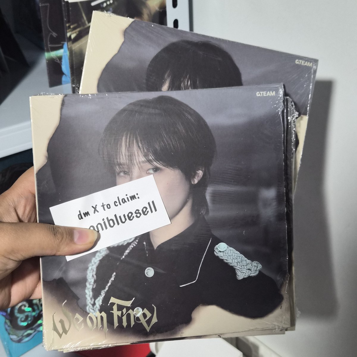 gonibluesell's tweet photo. help rt pls
wts • lfb • onhand | #gonisells 🇵🇭

&amp;TEAM - We on Fire 3rd EP Album - Limited Edition / Solo Edition

CHECKOUT HERE: https://t.co/cd4pJgdYtf

✅️SEALED
✅️ONHAND 
✅️SHOPEE DISCOUNT
✅️NEW FOLLOWER DISCOUNT

 wtt k maki jo harua nicholas maki yuma fuma ej tako https://t.co/GJhUn0p15a