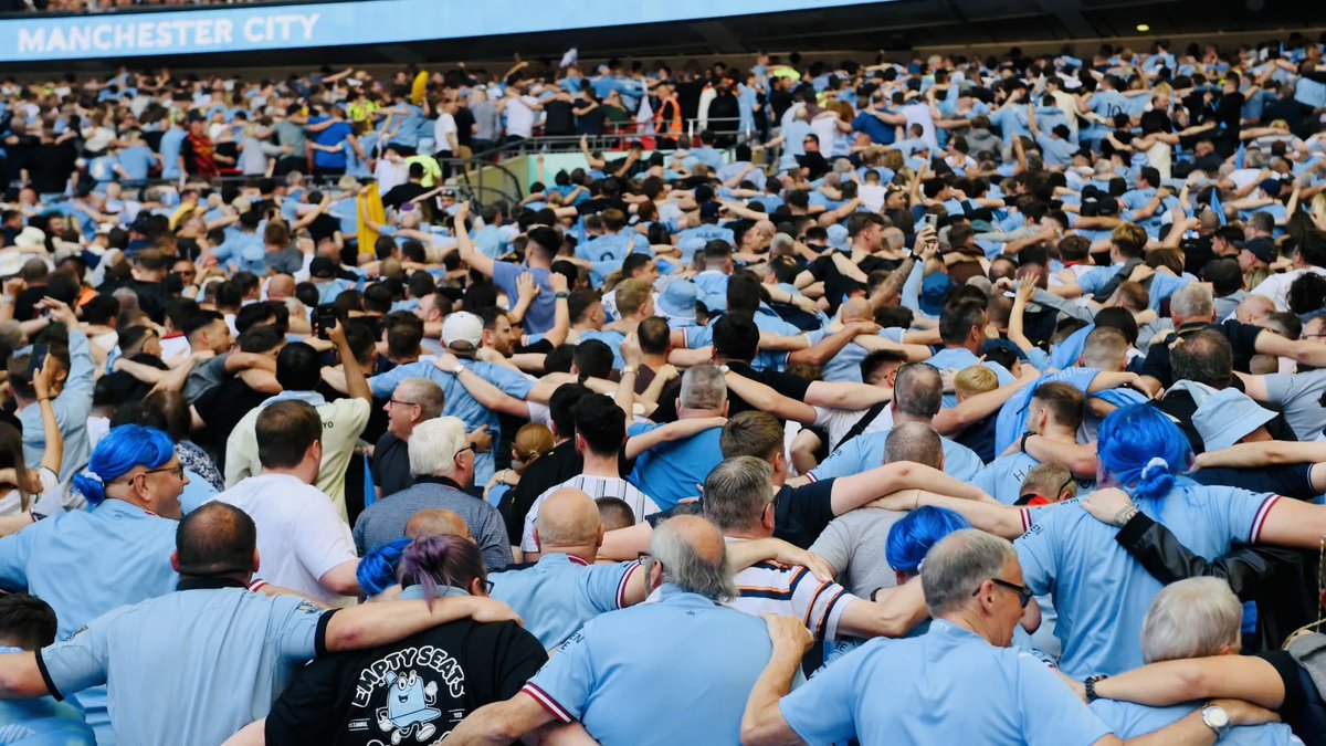 City_Chief's tweet photo. The support from Manchester City fans over the last 24 hours has been incredible. 🩵

For years, we’ve felt our Club has been treated unfairly, but one thing never changes: we stand together and we fight together.

Through the noise, together. 💪🏻

#ManCity https://t.co/ThCEGGfkFA