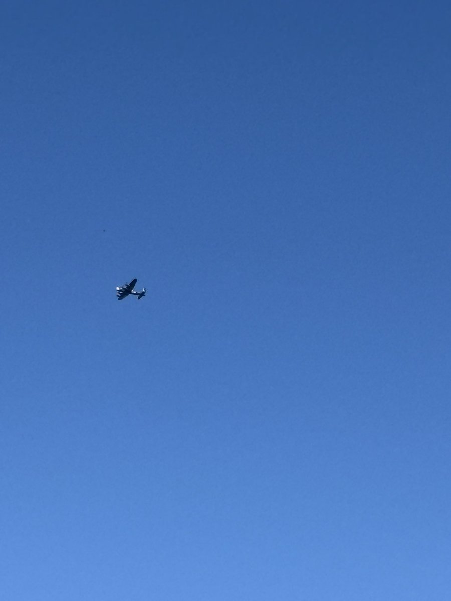 AndrewJLowry's tweet photo. Despite being a grown man when I heard the distinctive sound of those Merlin engines I ran downstairs and out the door like a fanboy to see VeRA the Mynarski Lancaster bomber fly over. 
Someday I’ll grow up but today ain’t that day
Thank you @CWHM 
#niagarafalls #lancasterbomber https://t.co/2rQskMnnnS
