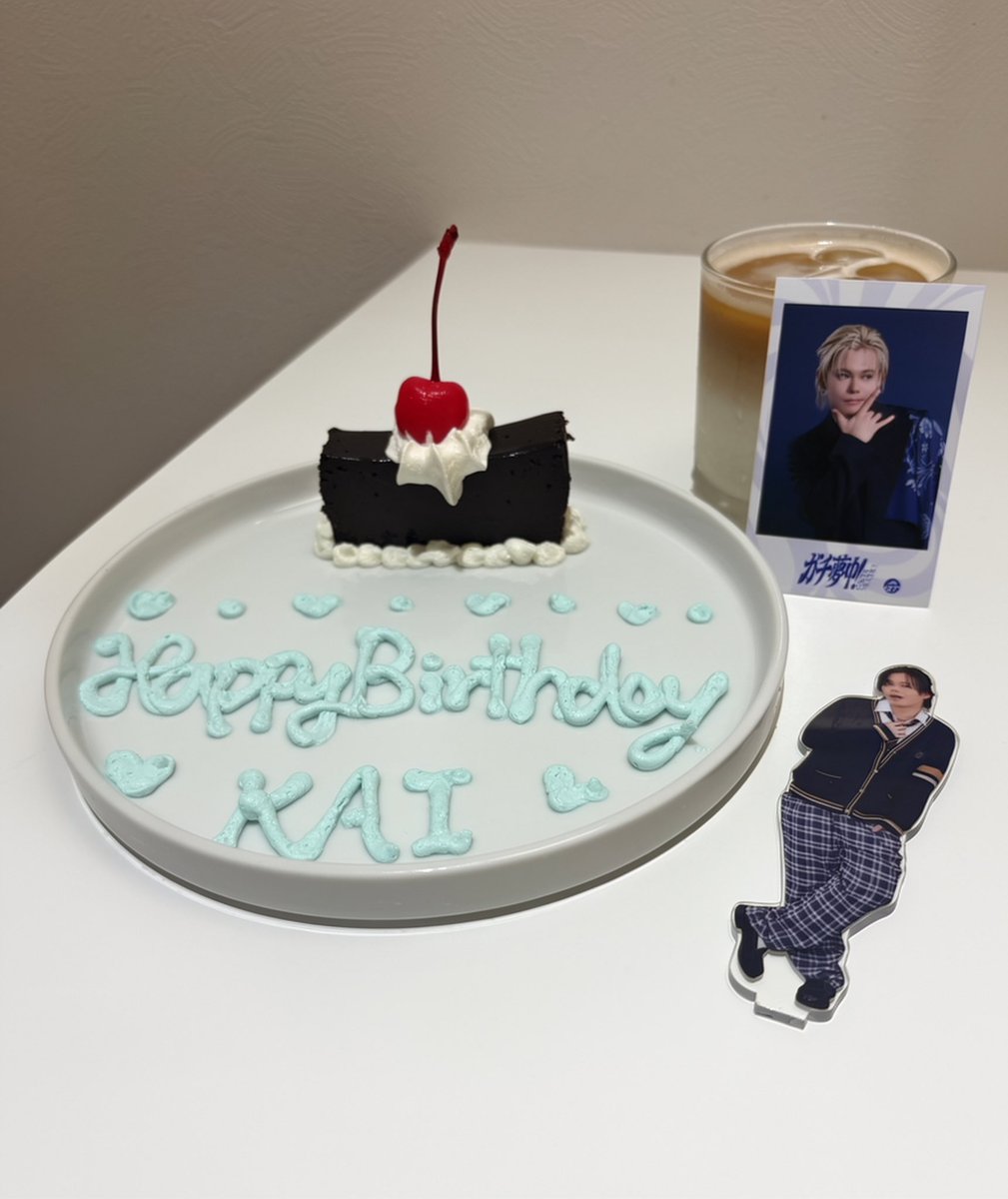 honnnkai's tweet photo. カイくんお誕生日おめでとう💙

素敵な1年になりますようにᴗ ̫ ᴗ⸝⸝˘ ♡

 #HAPPY_KAI_DAY https://t.co/4UXVhDvTyY