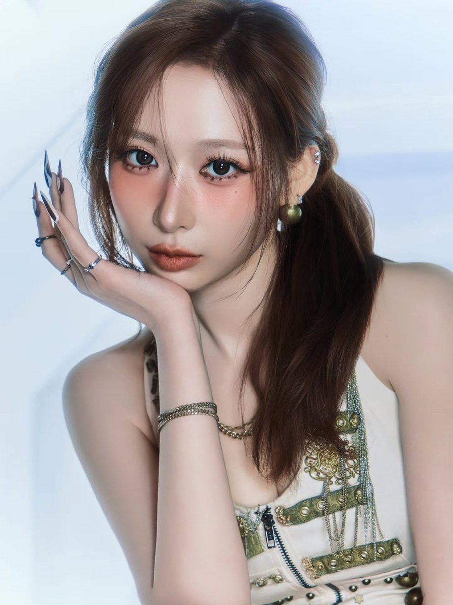 vikadwvxz's tweet photo. HANNAH BEAUTIFUL
#xin https://t.co/oEL1CGOluw