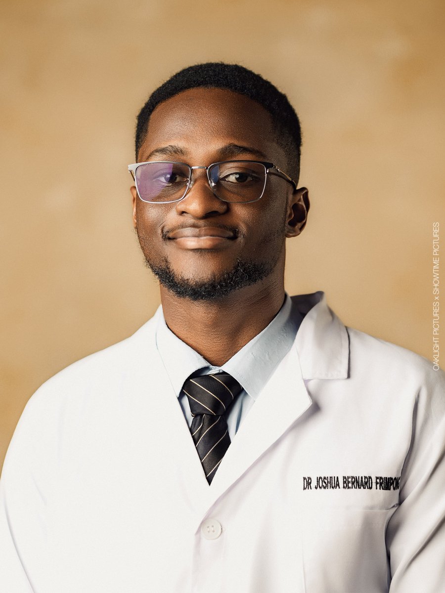 i_amjayb's tweet photo. 98%....99%....100% Degree Completed 
🎓👨‍🎓🩺⚕️🥼

Reintroducing
Dr (med) Joshua Bernard Frimpong,
First of His Name. https://t.co/B1LLiQsHIV