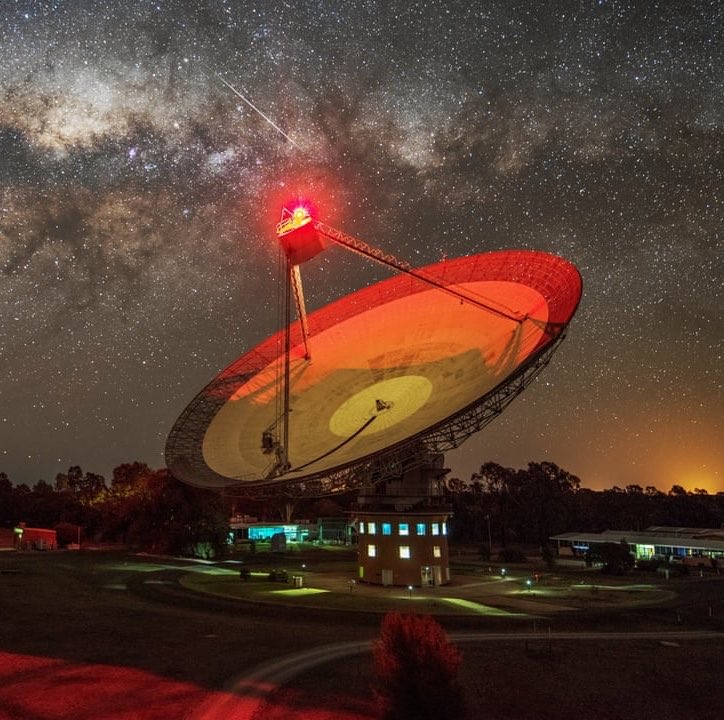GlobeEyeNews's tweet photo. Scientists detect radio signals directly coming from a planet located 64 light-years from Earth. https://t.co/EmA1mikpMw