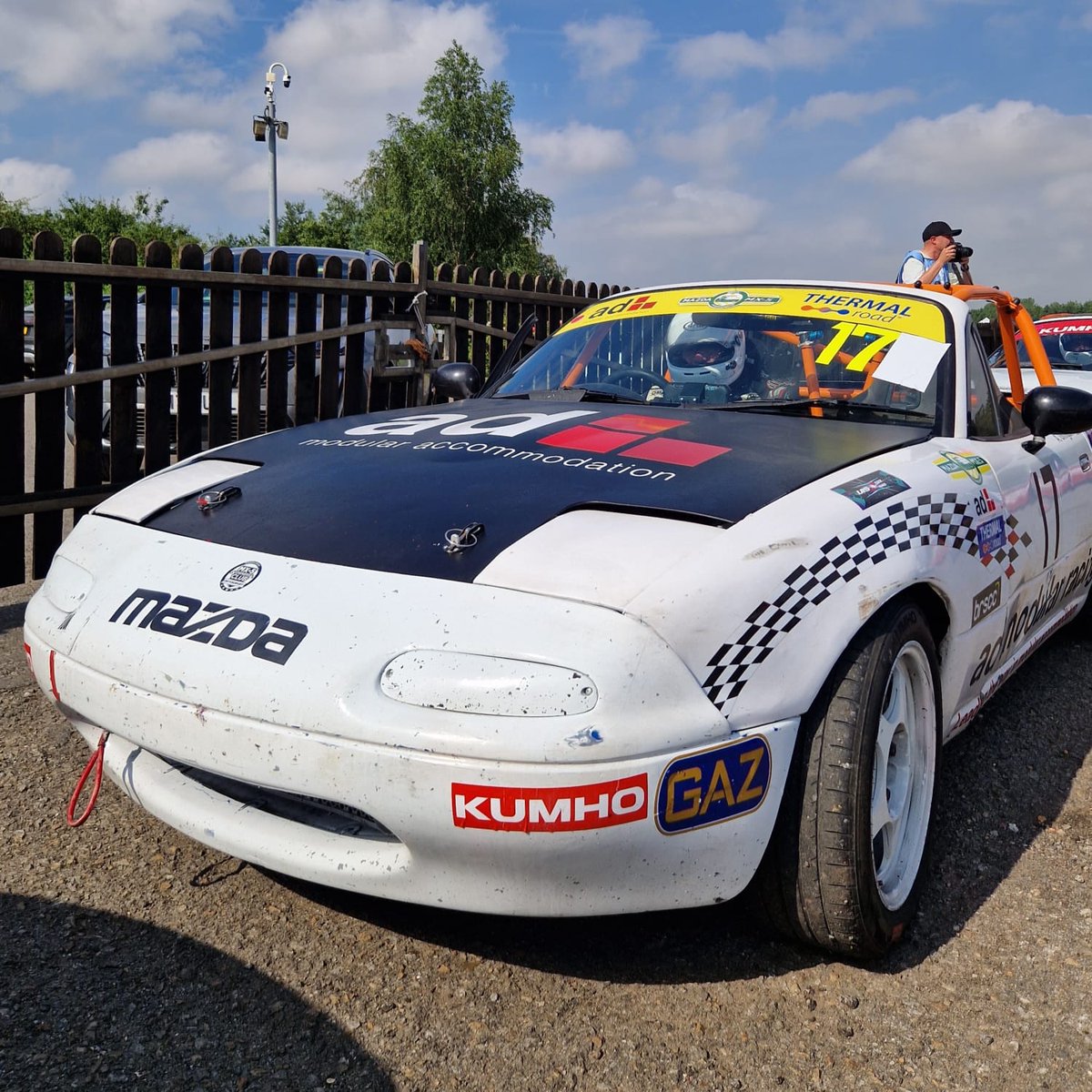 NikoleProsqd7's tweet photo. Qualifying is complete, and Andy Gilligan has secured his best-ever result: P15. He’s well placed for a strong battle in Race 1 at 14:05. https://t.co/sNdBg7hSz7
