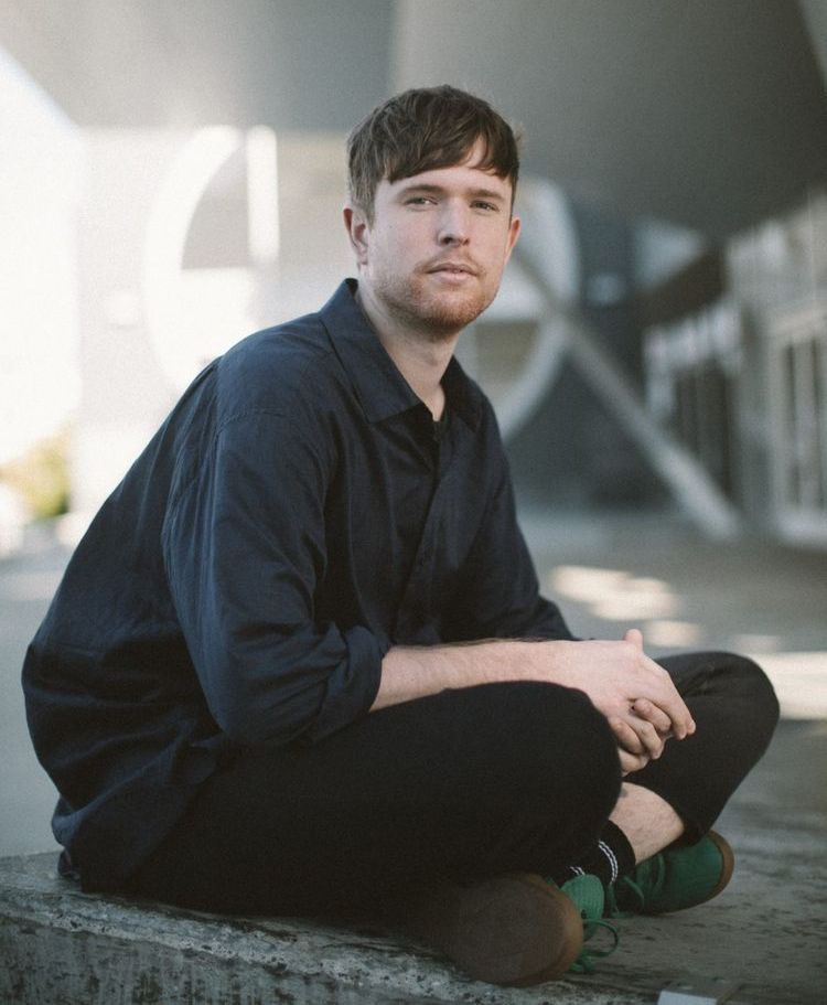 BSidesTV's tweet photo. 38 years of James Blake. Experimental, emotional and always a little ahead of the curve. Happy birthday! 🎂 https://t.co/jk09p37sJy