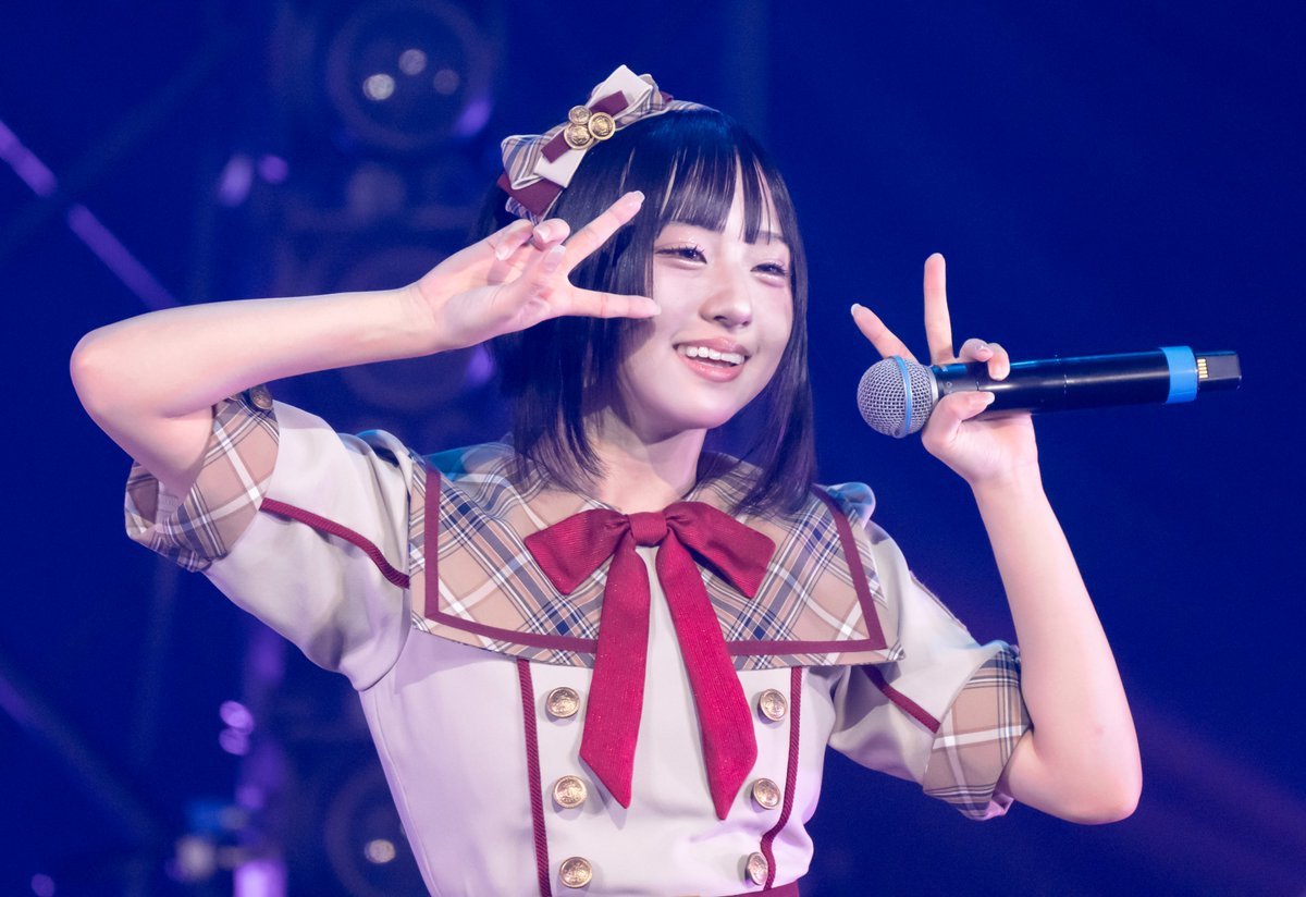 picture_eng's tweet photo. 260913 高嶺のなでしこ ワンマンライブ       
〜CROWNED IN BLOOM〜        
[SHIBUYA LOVEZ] 
                
涼海すう(@su_suzumi_)            

#たかねこ 
#カメねこ 
#すうですぅ https://t.co/xYPgpuLYhq