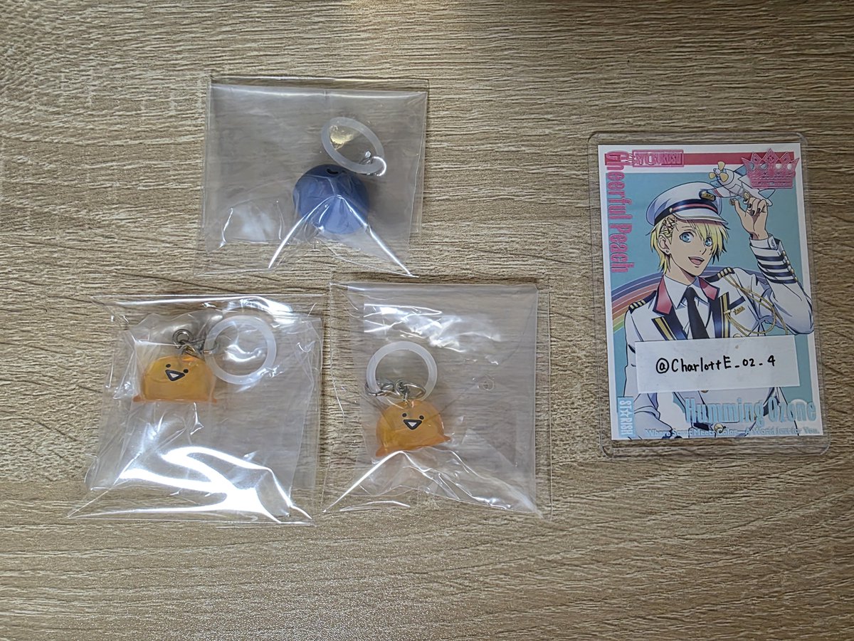 CharlottE_02_4's tweet photo. 【譲渡】お文具といっしょ ローソン ファミリーマート アクリルキーホルダー めじるしアクセサリー

譲▶名も無き者さん、ゼリーさん

求▶定価＋送料

初回お取引ツイフィ必読。こちら郵送になります。
可能であればキャラ毎、もしくは2点〜でお願いいたします。 https://t.co/Bm40yUS8XM