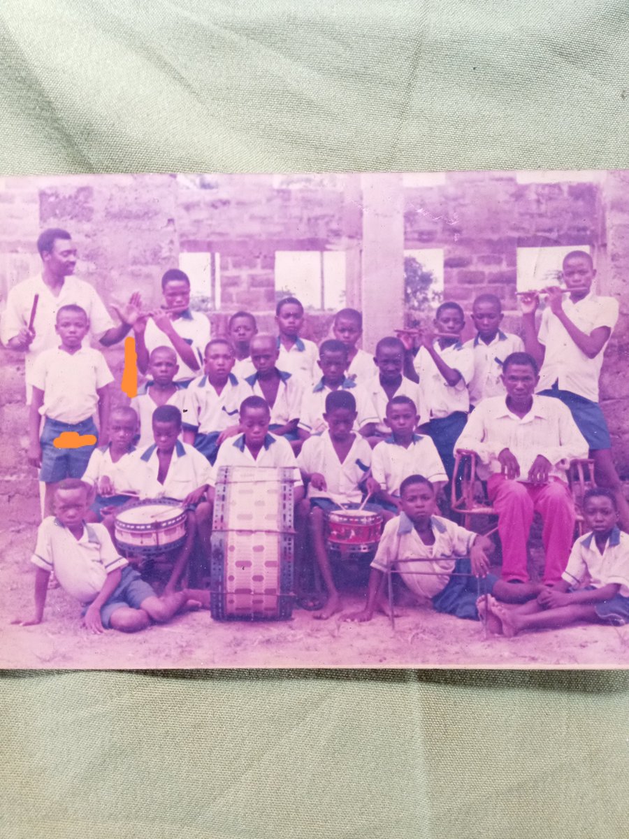 KingsleyFunky's tweet photo. This is my premary school picture. Premier premary school Adani,uzowani local govt, Enugu north senator district,Enugu state as a member of my school band. Please Nigeria can @officialABAT  show us Nigerians his premary school pictures. https://t.co/Iz334MczDX