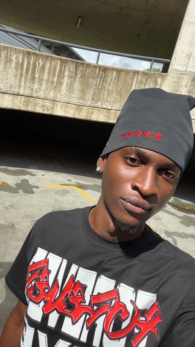 DIRECTORSWITCHH's tweet photo. No stylist me I get my own swaga https://t.co/ywQPX48V1Y