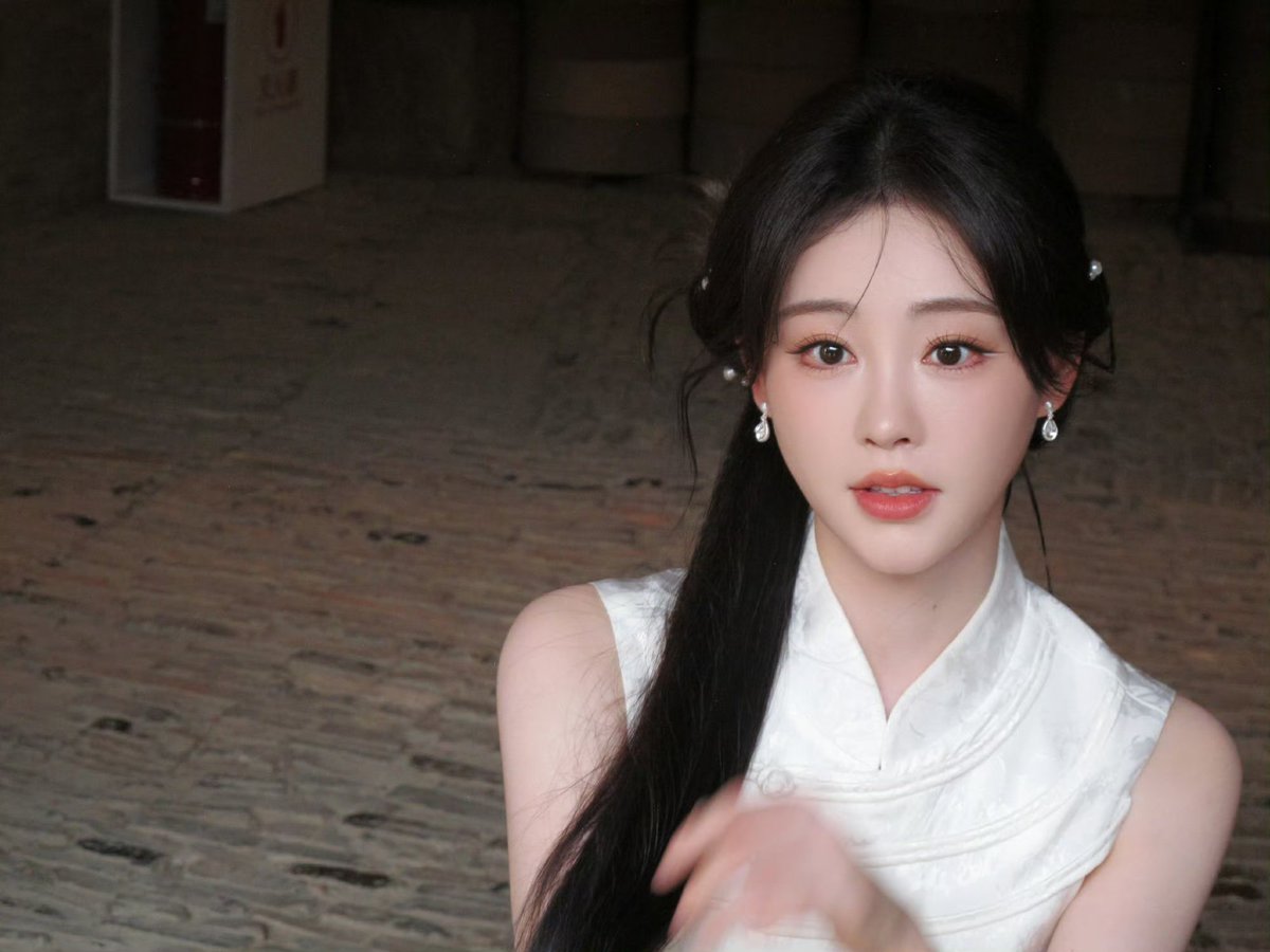 3guhee's tweet photo. 사랑할 수밖에 없는 얼굴을 가졌잖아.......... https://t.co/OKga3ZBW1l