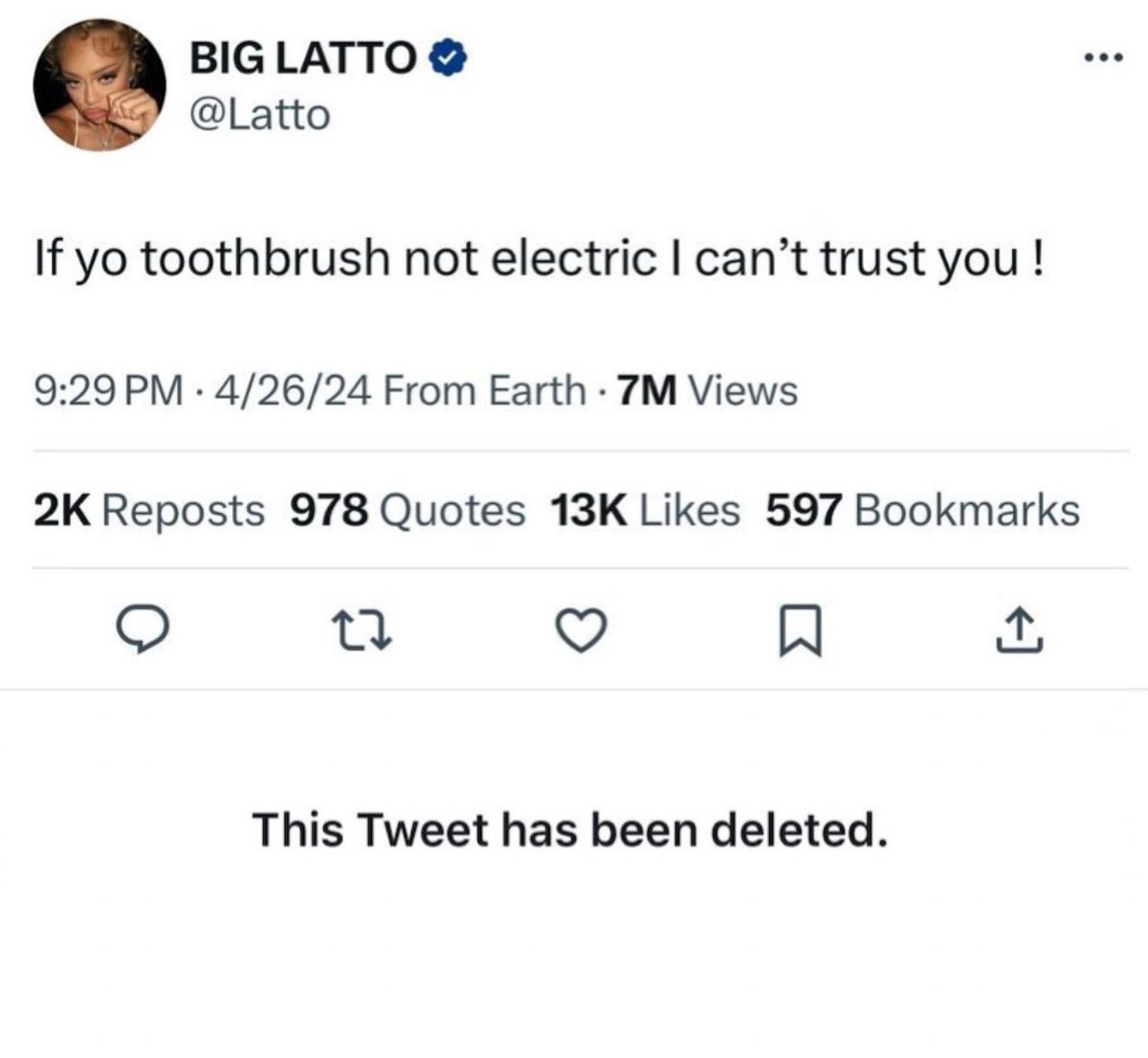 YSLONIKA's tweet photo. latto being the face of the group 😭 https://t.co/fBQztUUqf6