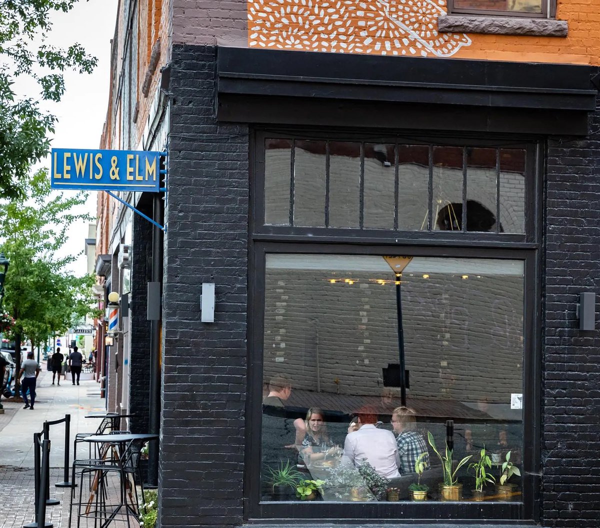 cochrancreates's tweet photo. With the gorgeous fall weather that’s (finally) showed up, you’ve no excuse *not* to join #MisturaMusic for live Latin jazz @ Lewis &amp; Elm in @DowntownGSO tomorrow afternoon 4-6pm. Come out for wonderful wine, beer, small plates &amp; MUSIC! https://t.co/hvDkVw9Ivd