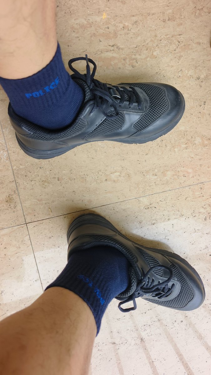 Crakopro211's tweet photo. 农都喜欢��我的时候我穿这双鞋👟和袜子🧦 https://t.co/NXOj0ov5gC