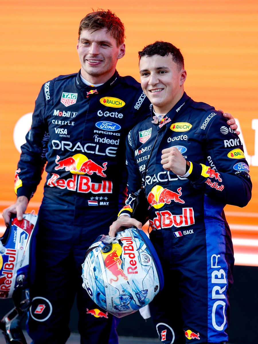 Max33Verstappen's tweet photo. So close!! We had a very strong race and in the end a great team result with a double podium @redbullracing 💪💪 https://t.co/K2WD4s0gg0