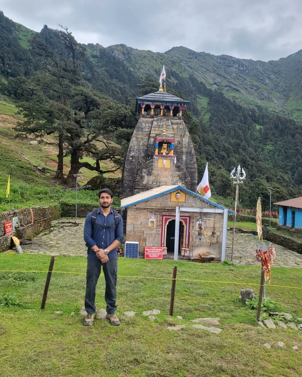 MarniDefeo's tweet photo. Baba Madmaheshwar": The bull’s navel, one of the Panch Kedar temples. https://t.co/5iQ7h69fjV