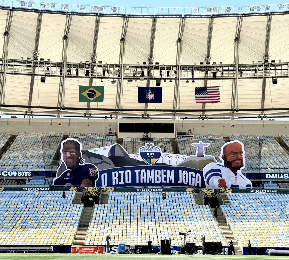 jonmachota's tweet photo. Dak Prescott and Lamar Jackson caricatures inside Maracanã Stadium in Rio https://t.co/uZ59Z1uvy0
