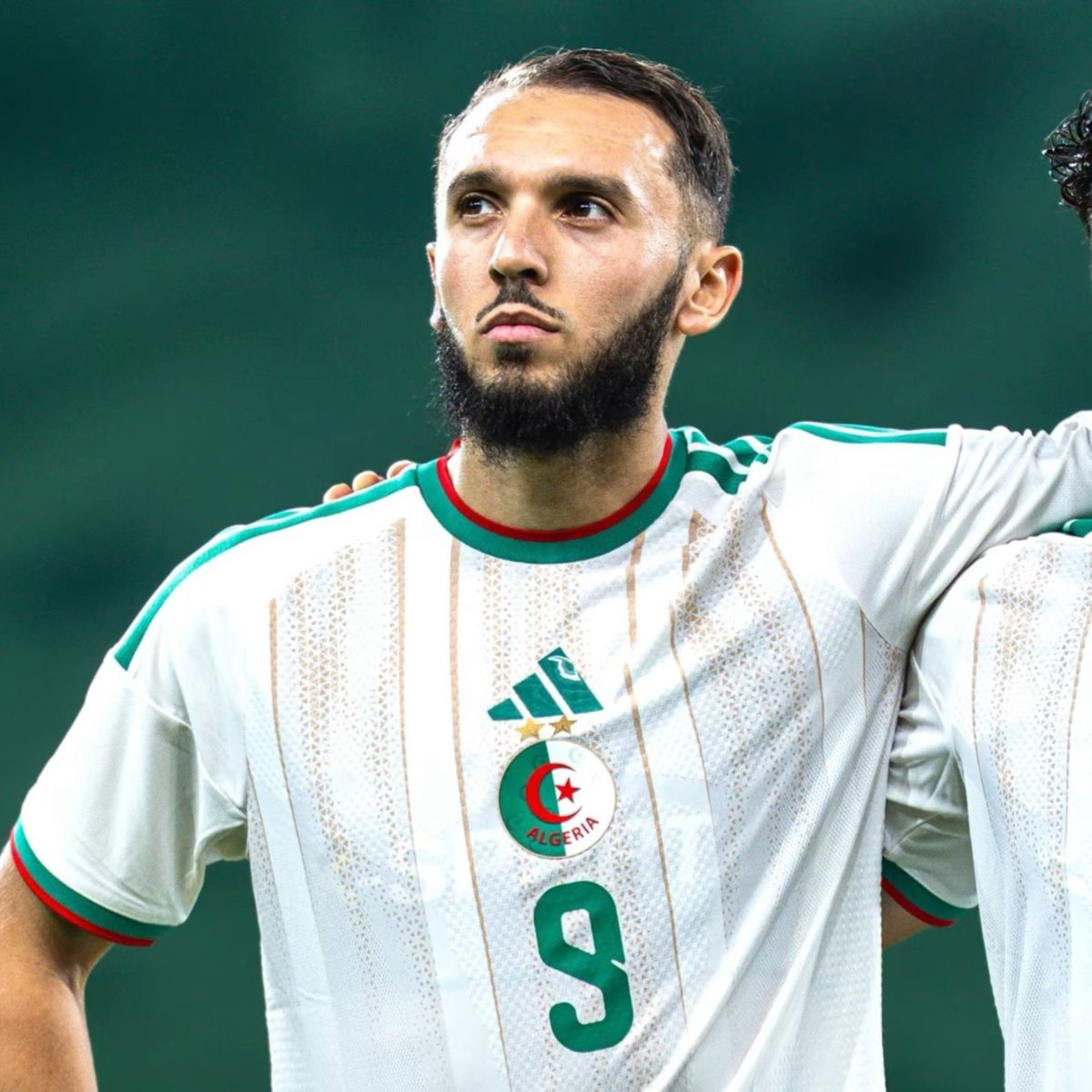 MassiliaZone's tweet photo. 🚨 Brahim Hemdani, sélectionneur de l'Algérie :

"Gouiri ? On est en alerte. On va attendre pour se prononcer. 

Il a une gêne au niveau du quadriceps de la cuisse gauche."

[@CasseJosue] https://t.co/Ah8kxZLNUi
